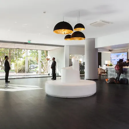 Dom Pedro Hotel 4*
