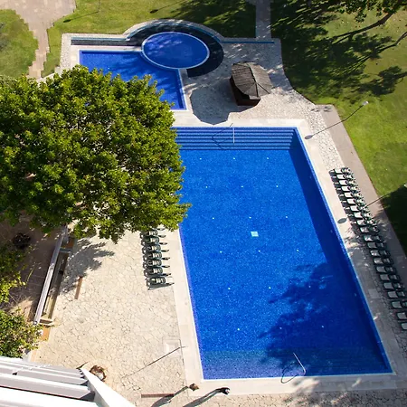 Dom Pedro Hotel 4*