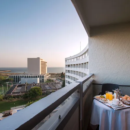 Dom Pedro 4* Βιλαμούρα