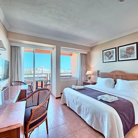 Dom Pedro 4* Vilamoura